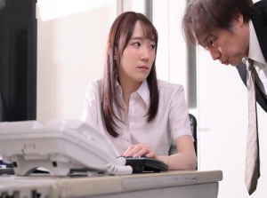  Yumeru Kotoishi verliet haar man om bij haar wellustige baas te zijn
